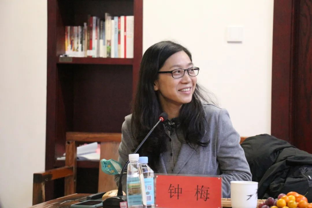 首都博物馆陈列部副主任钟梅 首都博物馆陈列部副主任钟梅